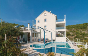 Awesome Home In Stomorska With Kitchen